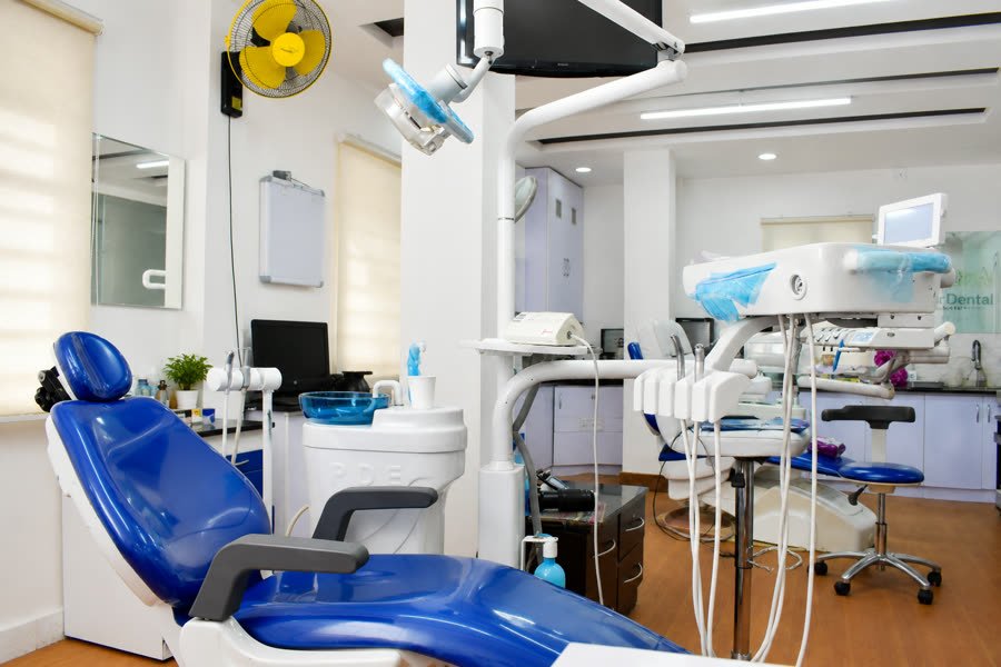 V Dental and Implant Centre — treatment room